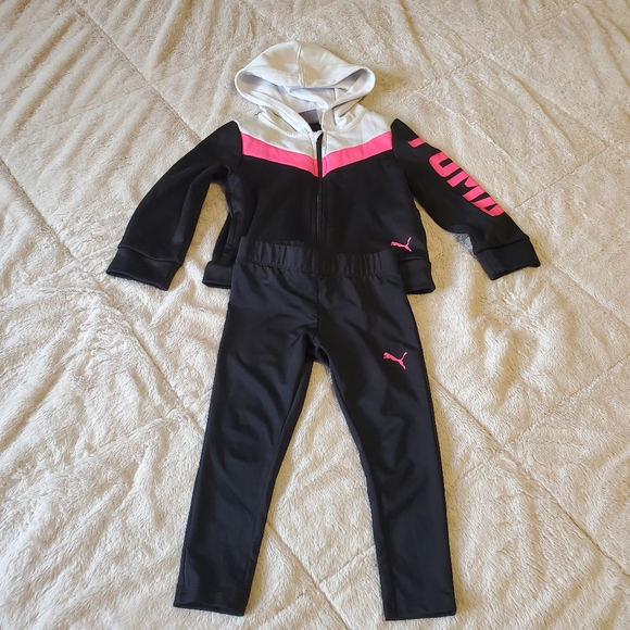 Puma 2 peice outfit toddler size t4 black pink white stretchy pants - Picture 2 of 8